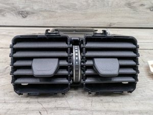 2021-2026 BMW 428i Black Rear Center Console Air Vent Grille (Used OEM)