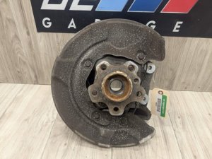 2017-2023 BMW 528i Black Rear Left Wheel Carrier (Used OEM)