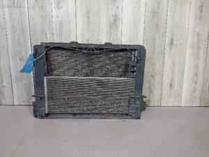 2009-2015 BMW 750Li Black Cooling Fan Assembly (850W) (Used OEM)