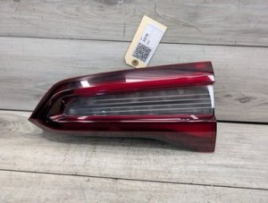  BMW X5 m White Rear Right Inner LED Tail Light (Used OEM)