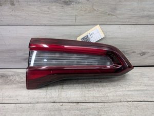  BMW X5 m White Rear Inner LED Tail Light, Left (Used OEM)