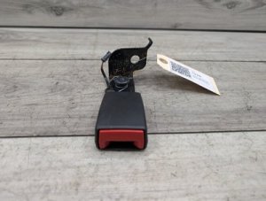 2019-2024 BMW X4 Black Left Lower Seat Belt - Rear (Used OEM)