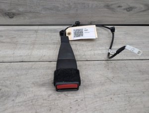 2014-2018 BMW X4 Silver Right Seat Belt Buckle - Front (Used OEM)