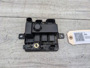 2011-2016 BMW M5 Silver Integrated Power Supply Module (Used OEM)
