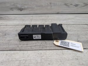 2017-2023 BMW M5 Black Integrated Supply Module (Used OEM)