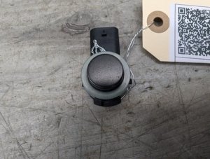 2017-2023 BMW 528i Black Ultrasonic Parking Sensor (Used OEM)