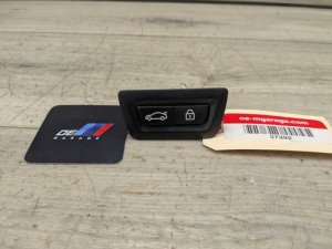 2011-2023 BMW 528i White Trunk Lid Center Lock Switch (Used OEM)