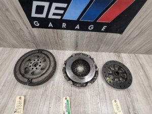 2003-2005 BMW Z4 Dual Mass Flywheel and Clutch Kit 228mm (Used OEM)
