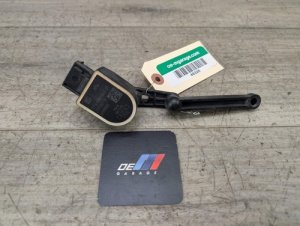 2014-2016 BMW M2 Brown Headlight Level Sensor (Used OEM)