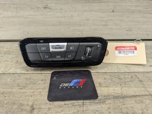 2021-2027 BMW M3 Control Element Light (Used OEM)