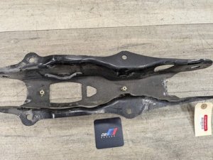 2020-2026 BMW X6 White Lower Control Arm (Camber Control Arm) - Rear (Used OEM)