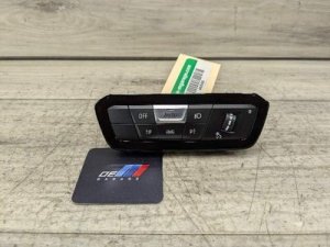 2019-2020 BMW 328i Black Control Element Light (Used OEM)