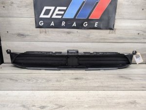 2019-2021 BMW X4 Gray Radiator Shutter Assembly, Lower (Used OEM)