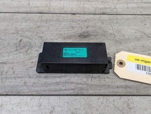 2017-2020 BMW M5 Black Frequency Diplexer, Front (Used OEM)