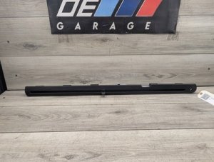  BMW X5 m Black Rear Right Door Window Roller Sunshade Blind (Used OEM)