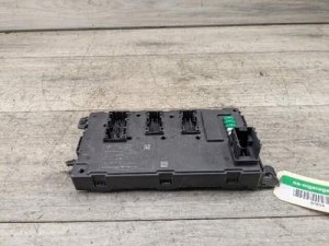 2012-2019 BMW 320i Rear Electronic Module (REM) (Used OEM)