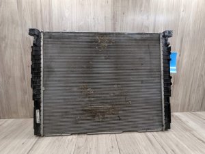 2016-2019 BMW 750i Radiator (Used OEM)