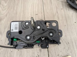 2017-2023 BMW 528i Blue Trunk Lid Lock Actuator - Rear (Used OEM)