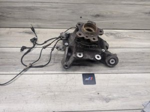 2016-2023 BMW 528i Black Rear Left Wheel Carrier (Used OEM)