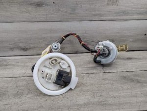 2011-2016 BMW 528i White In-tank Fuel Pump (Used OEM)