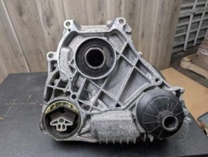 2017-2023 BMW 528i Transfer Case ATC13 (Used OEM)