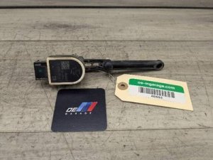2017-2023 BMW 528i Suspension Height Level Sensor (Used OEM)