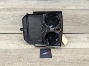  BMW 5 series Center Console Wireless Charging Module and Cup Holder Assembly (Used OEM)