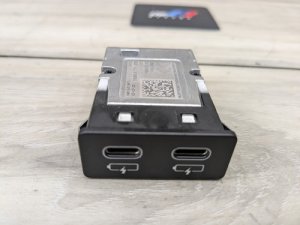 2017-2023 BMW 528i Dual USB-C Port (Used OEM)