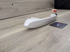 2019-2026 BMW X4 White Exterior Door Handle (Used OEM)