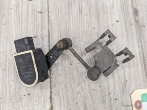 2014-2021 Mercedes-Benz S320 Headlight Level Sensor (Used OEM)