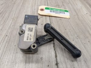 2015-2019 BMW X6 White Suspension Headlight Height Level Sensor (Used OEM)