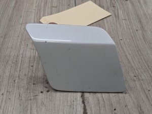 2014-2018 BMW X5 White Front Right Headlight Washer Cover (Used OEM)