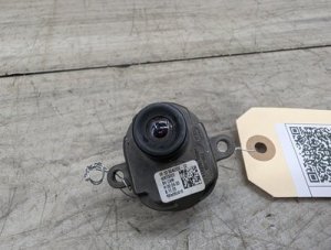 2011-2015 BMW 328i Front Bumper Side View Camera (Used OEM)