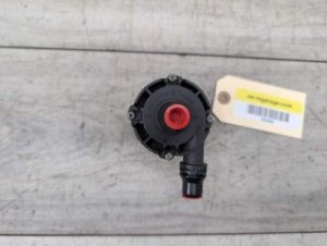 2017-2023 BMW M550i xDrive Black Auxiliary Water Pump (Used OEM)