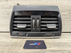  BMW X5 m Black Rear Center Console Fresh Air Vent Grille (Used OEM)