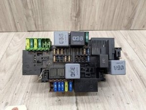 2015-2021 Mercedes-Benz C280 Front Power Distribution Fuse Box (Used OEM)