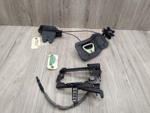 2004-2010 BMW 528i Silver Trunk Lock Actuator Assembly (Used OEM)