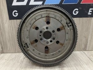 2009-2013 BMW 320i Twin Mass Flywheel (Used OEM)