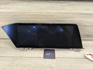 2019-2022 BMW X7 White Central Information Display 10.25" (Used OEM)