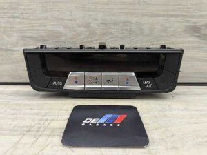 2020-2026 BMW M8 Gray Rear AC Heater Climate Control Panel (Used OEM)