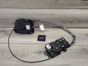 2016-2022 BMW 740i Gray Trunk Lid Power Lock Drive (Used OEM)