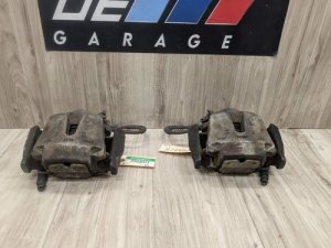 2008-2019 BMW X6 White Front Left and Right Brake Caliper Set (Used OEM)