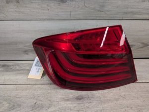 2014-2016 BMW 528i White Rear Left Outer Tail Light (Used OEM)
