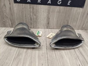 2012-2015 Mercedes-Benz ML350 Black Exhaust Tip Cover (Used OEM)