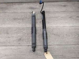 2017-2023 BMW M550i xDrive Black Right Trunk Lid Spindle Drive (Used OEM)
