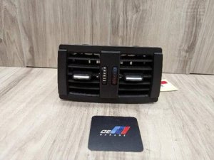 2014-2021 BMW M2 Black Rear Center Console Fresh Air Vent Grille (Used OEM)
