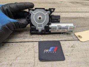 2020-2026 BMW X6 Gray Sunroof Glass Motor (Used OEM)