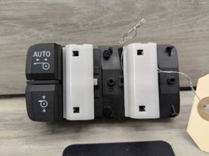 2019-2020 BMW X5 Control Unit Roller Sunblind (Used OEM)