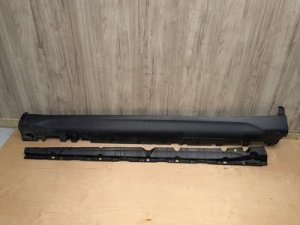 2015-2019 BMW X6 Silver Rocker Panel Molding with Bracket (Used OEM)