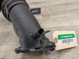 2017-2023 BMW 530i Black Charge Air Line (Used OEM)